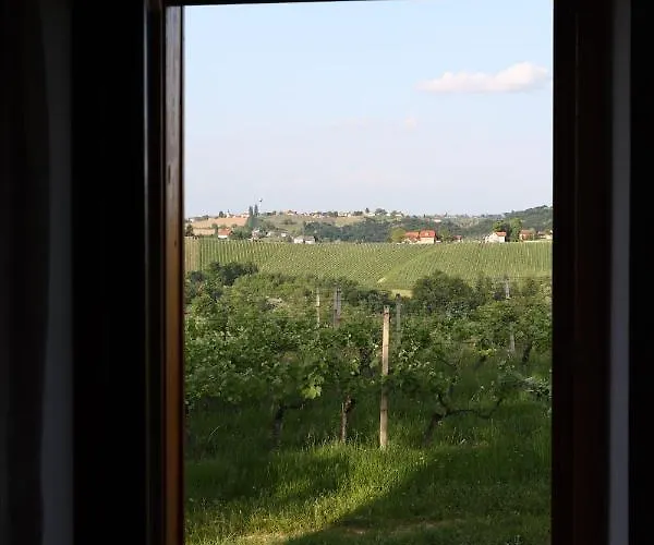 Hiska Pod Klumpo Ormoz